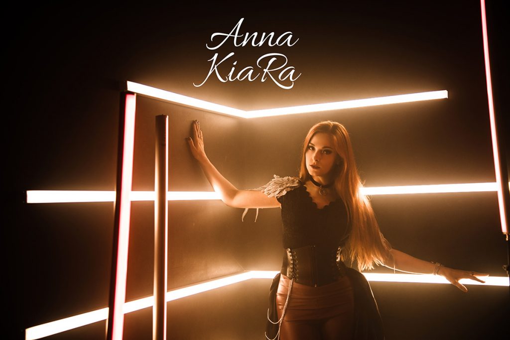 Anna KiaRa